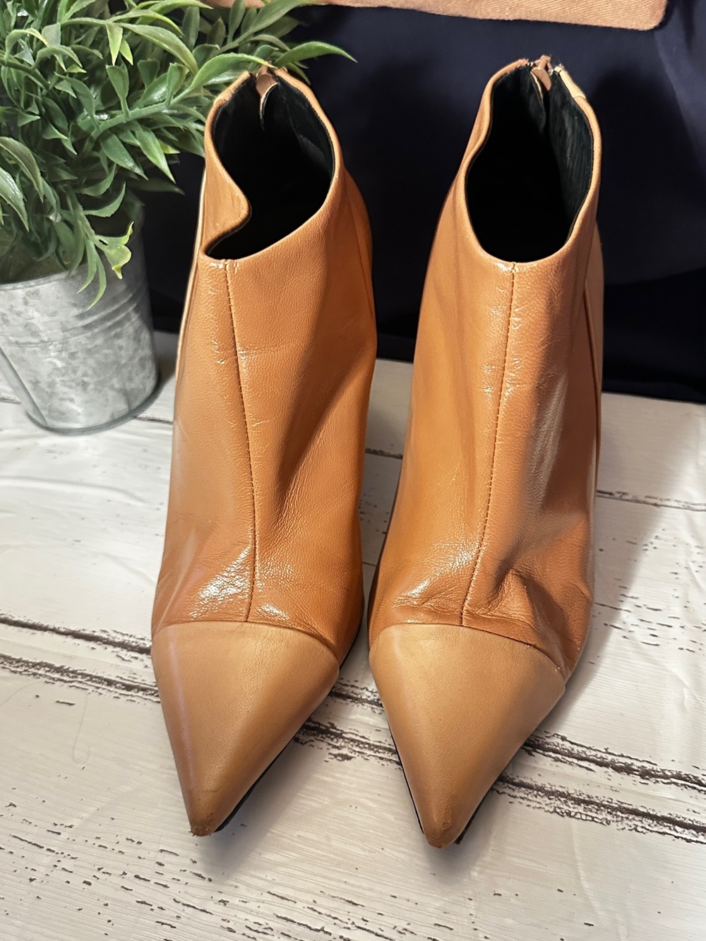 See by Chloe Size 37 med Women’s Tan Pointed-Toe Ankle Boots EUC